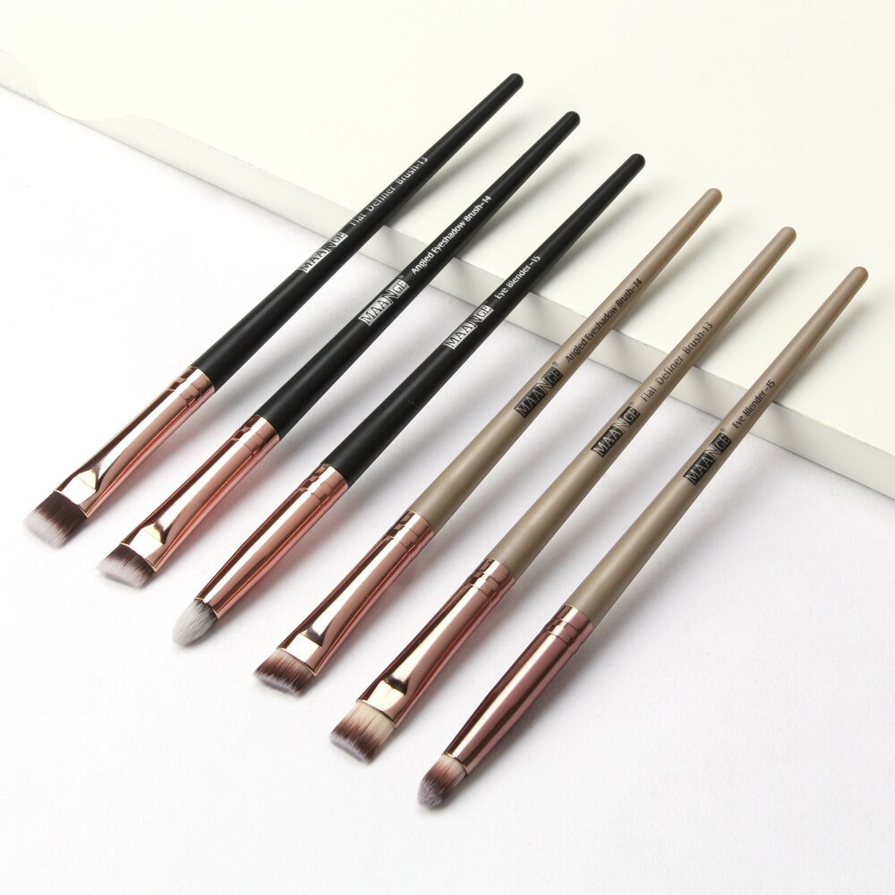 Long Makeup Brushes Set